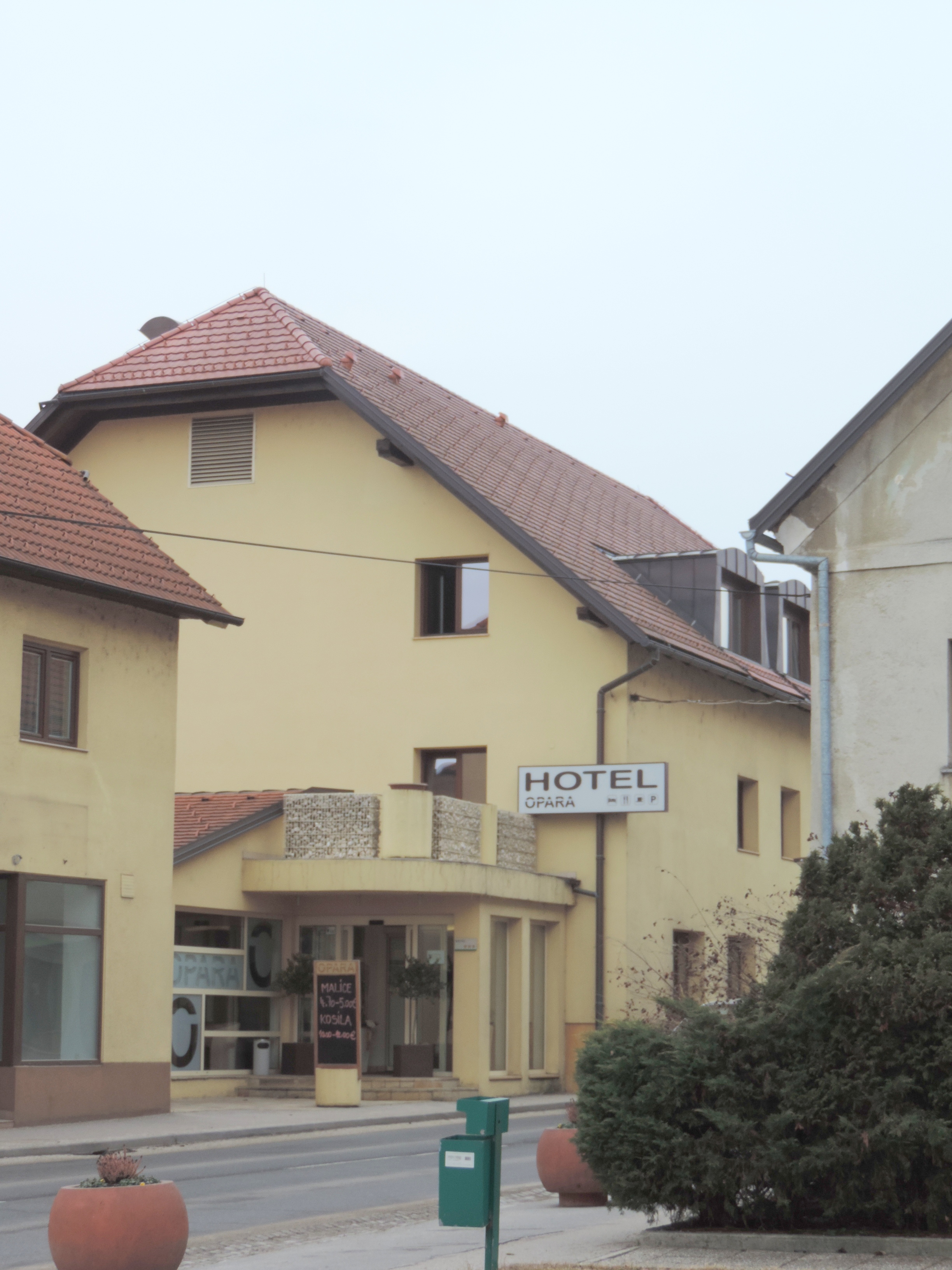 Hotel Opara
