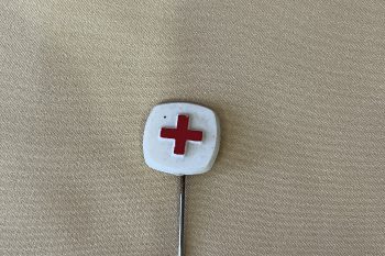 1. Rdeči križ je mednarodna organizacija, ki je bila ustanovljena 23. oktobra 1863 v Ženevi, ko so se srečali predstavniki 16 držav in na pobudo Jeana Henrija Dunanta ustanovili človekoljubno organizacijo Mednarodni Rdeči križ.