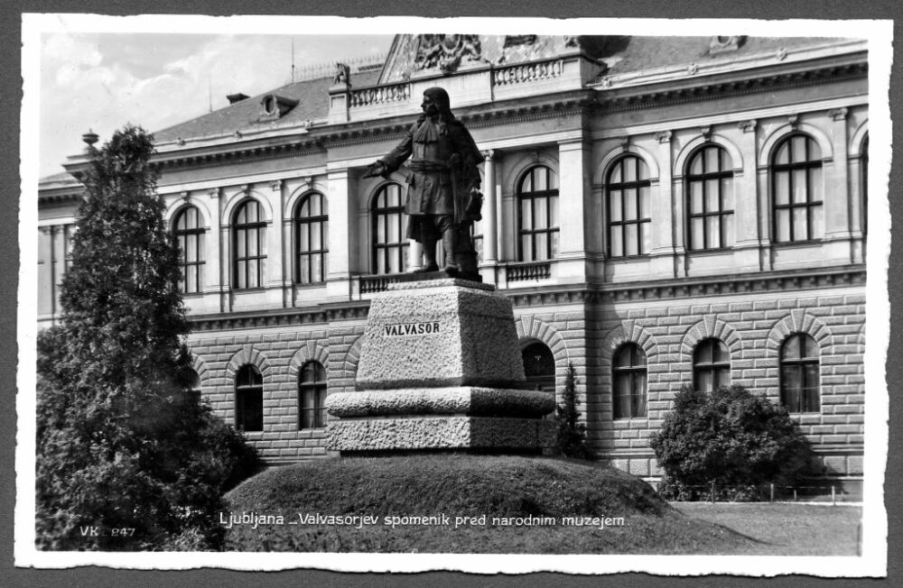 Valvazorjev spomenik