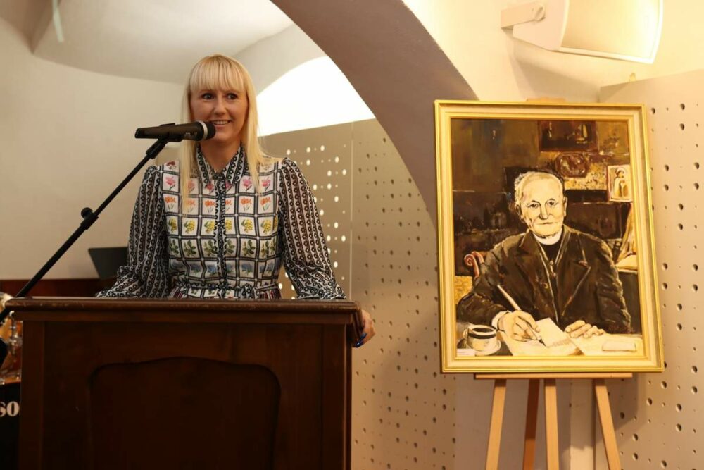 dr Renata Debeljak