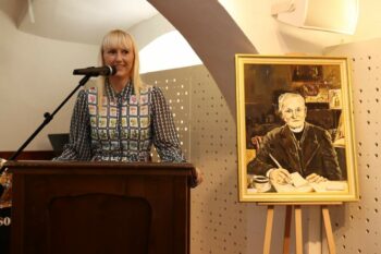 dr Renata Debeljak