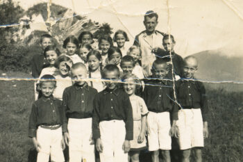 Emil Hameršak z učenci.