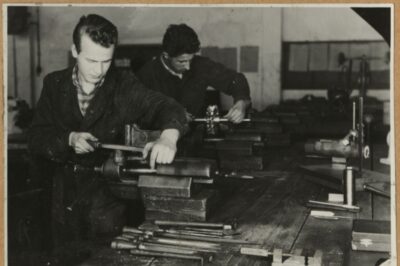 Gojenci IKŠ v delavnici