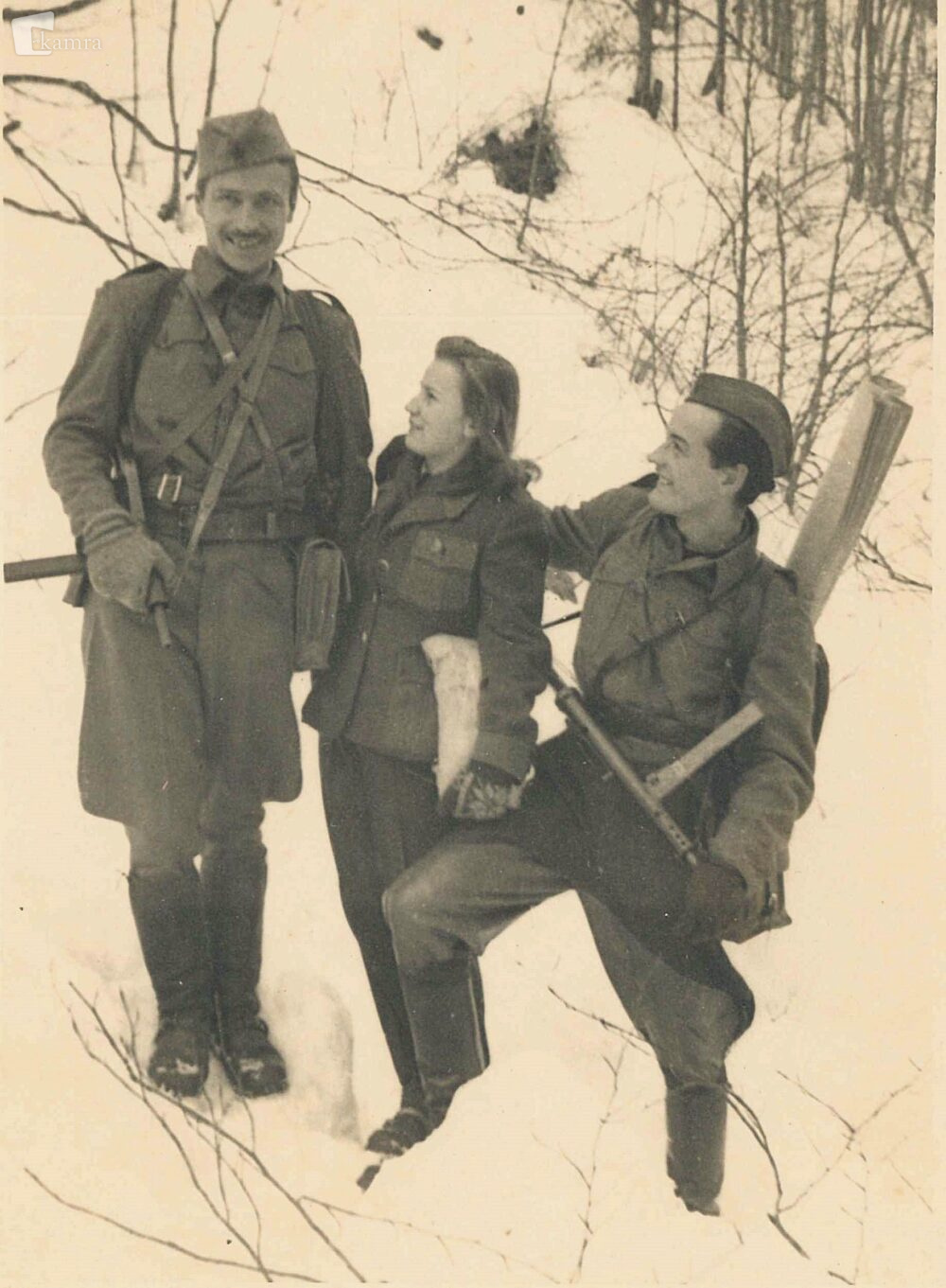 Marja s partizanskima kolegoma pozimi