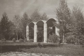 Osrednja lopa v Prešernovem gaju