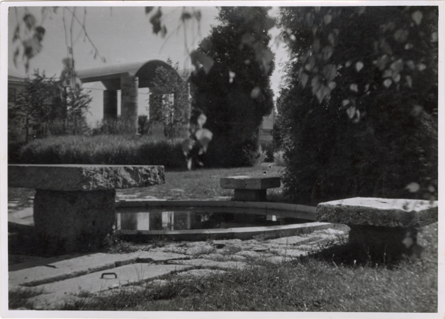 Vodnjak v Prešernovem gaju