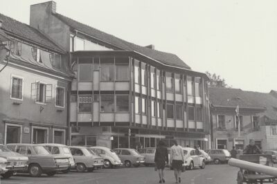 nadomestna stavba na Maistrovem trgu