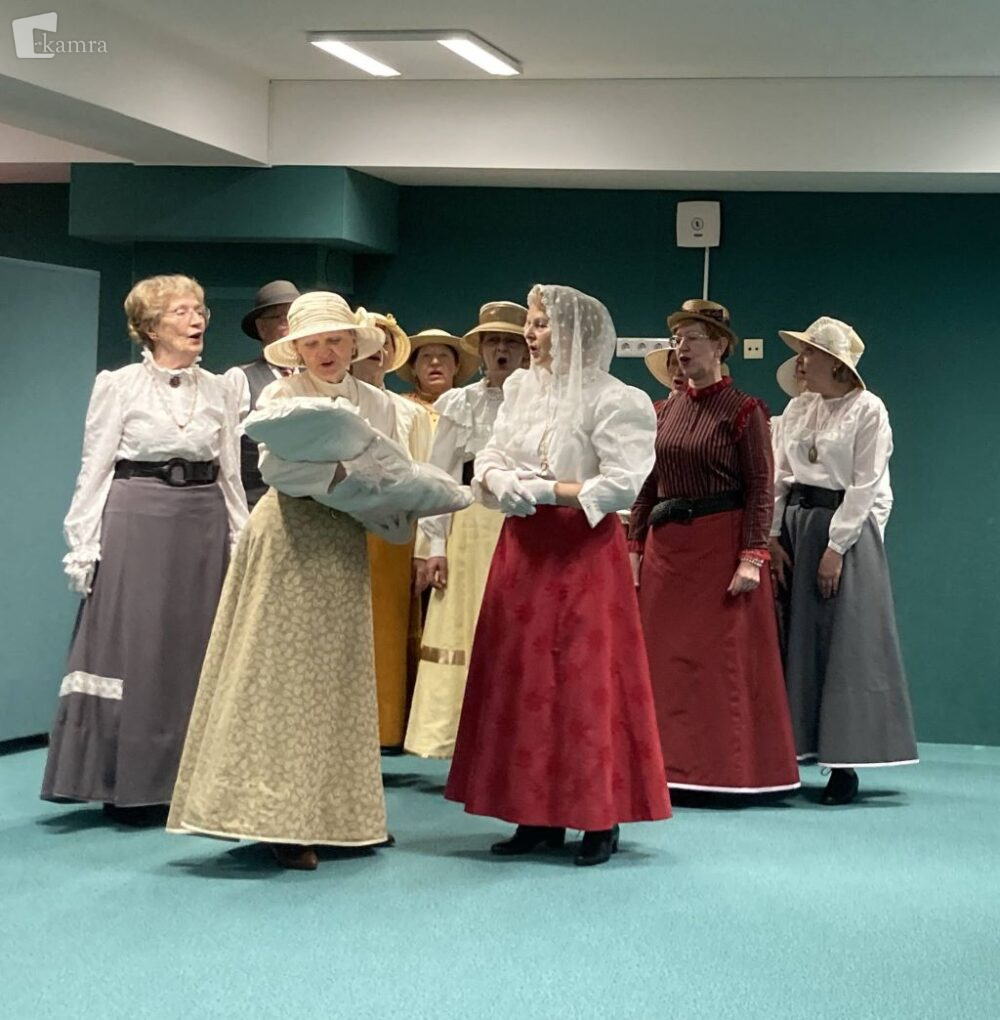 Folklorna skupina Kolovrat