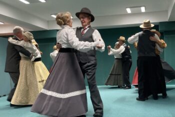 Folklorna skupina Kolovrat