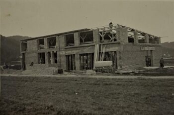 Fotografija gradnje Kolbove nove delavnice