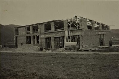 Fotografija gradnje Kolbove nove delavnice