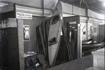 Kanu in smuči na razstavišču